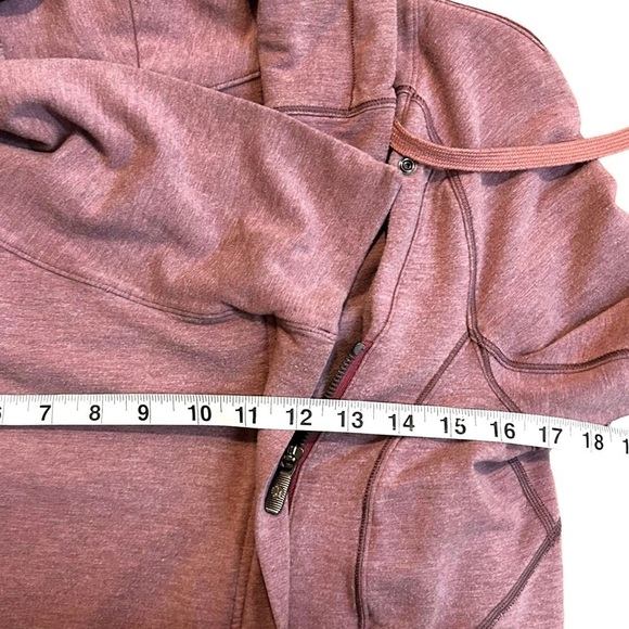 Lululemon Coast Easy Wrap- Heathered Misty Merlot - Picture 13 of 14